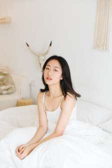 女用助情夜夫人